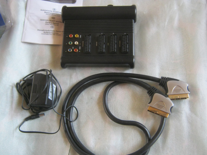 Comutator SCART automat