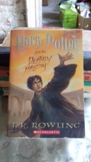 HARRY POTTER AND THE DEATHLY HALLOWS - J.K. ROWLING (HARRY POTTER ?I TALISMANELE MOR?II) foto