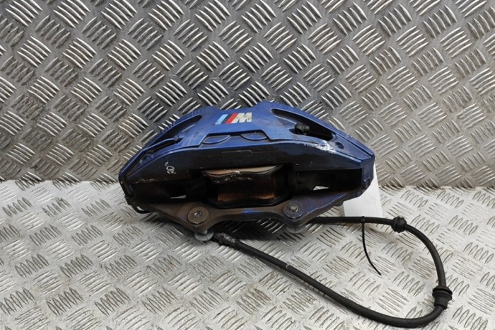 Etrier de fr&acirc;nă dreapta față BMW X5 G05 2020 OEM: 6887556,6891328 30447064