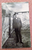 Portret de barbat - Fotografie tip carte postala, perioada interbelica, Alb-Negru, Romania 1900 - 1950, Portrete