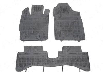 Set covorase auto din cauciuc Toyota Yaris 07.2014-05.2017 / 05.2017-12.2020 model Hybrid; negre, 3 bucati foto
