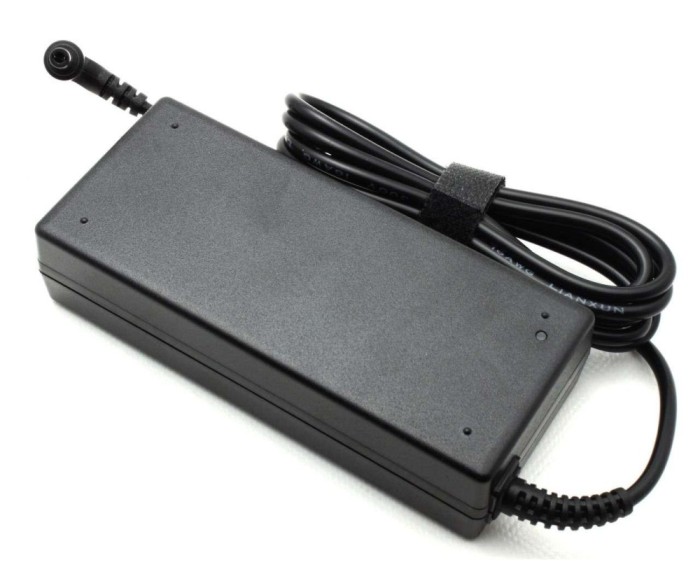 Incarcator Asus X82S Original DeltaElectronics 90W, X85 Original DeltaElectronics 90W, X85C Original