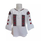 Cumpara ieftin Ie traditionala alba pentru fetite cu motiv floral rosu - ITF99