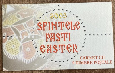 D12 - 2005 - Sfintele Pasti - carnet filatelic cu 9 timbre postale foto