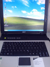 Laptop Asus Aspire 1360 foto