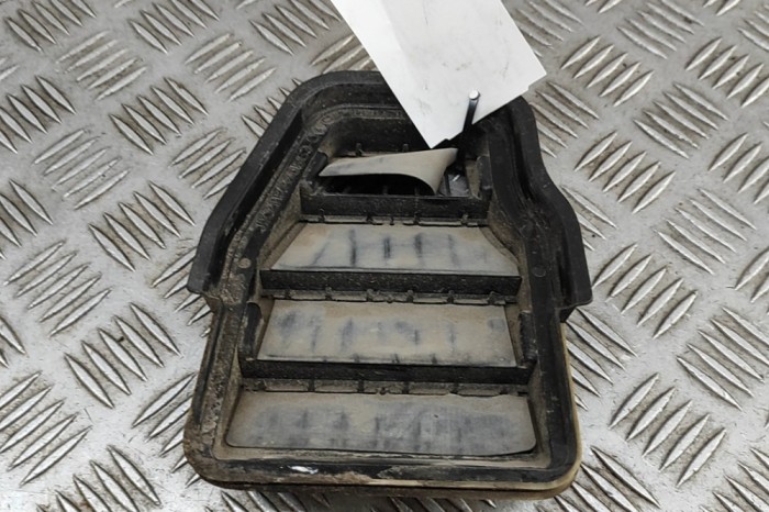 Grila de ventilație caroserie FORD TOURNEO CUSTOM Minibus / passenger 2019 OEM: JK21-B280B63-CA | 31877973