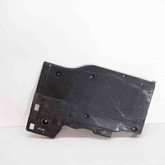 Scut motor dreapta spate VW GOLF VII 5G1, BQ1, BE1, BE2 2018 OEM: 5Q0825506B