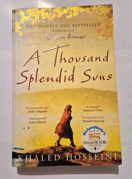 A thousand splendid suns Khaled Hosseini - in limba engleza