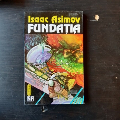 FUNDATIA - ISAAC ASIMOV foto