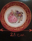Farfurie portelan Limoges scena galantă Ludovic decorată cu aur 24k