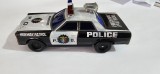 MASINA POLITIE TABLA ANII 70 , MADE IN JAPAN FIRMA SHINSEIKIKI ,LUNGIME 25 CM , LATIME 10 CM , CITITI DESCRIEREA VA ROG FRUMOS .
