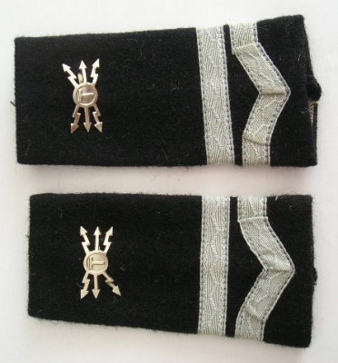 C2 21 - Grade militare - maistru militar transmisiuni - piesa de colectie! foto
