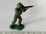 bnk jc Britains Herald 15 British Khaki Infantry Defense - puscas