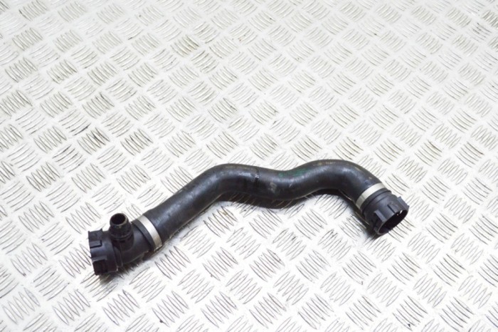 Furtun radiator răcire st&acirc;nga BMW 4 Gran Coupe F36 2015 OEM: 7812941 12056327