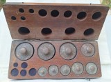 Greutati pentru cantar inalta precizie uz medical - bronz anii 1920