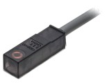 Senzor inductiv OMRON E2S 0-1,6mm PNP NO 10-30V IP67 cu cablu 1m