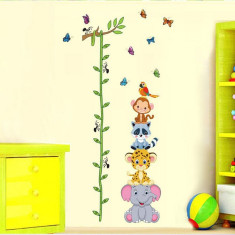 Sticker de perete copii Grafic de crestere cu animale si fluturi masurator inaltime foto