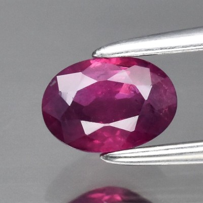 ~ &amp;gt; &amp;gt; RUBIN NATURAL SUPERB - Certificat de Autenticitate 0,52 ct. - 5,5 x 3,9 mm foto