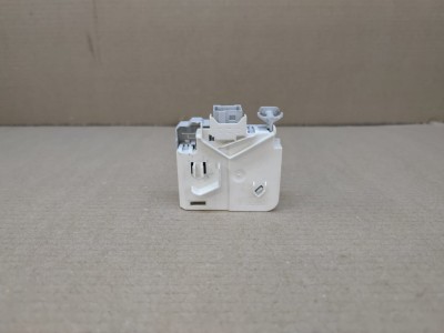 mecanism blocare usa masina de spalat Bosch / R15 foto