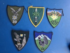 Lot Ecusoane V&amp;acirc;natori de Munte originale foto