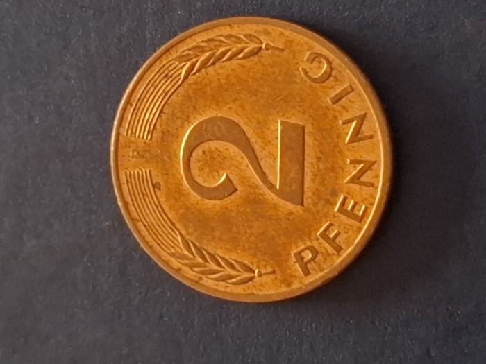 2 pfenning 1983 F