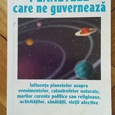 Nadia Julien - Planetele care ne guverneaza (astrologie astrele horoscop zodiac)