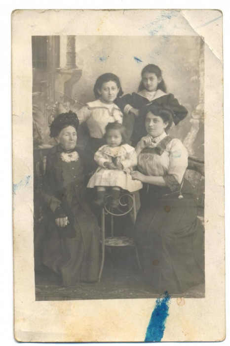 AD 1650 C.P.VECHE -FAMILIE IN TINUTA DE EPOCA - IN STUDIO FOTO