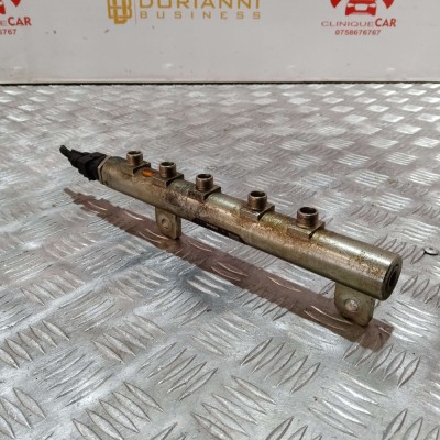 Rampa injectoare Fiat Alfa Romeo Opel 1.9D foto