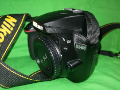 Nikon D3400 cu obiectiv de kit AF-P DX Nikkor 18-55 mm f3.5-5.6G VR foto