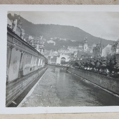 ORAS STRABATUT DE UN RAU IN GERMANIA , FOTOGRAFIE TIP CARTE POSTALA , MONOCROMA, NECIRCULATA , PERIOADA INTERBELICA