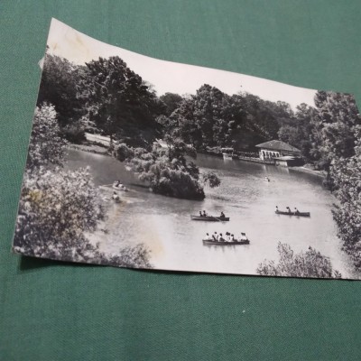 CARTE POSTALA CIRCULATA CRAIOVA-VEDERE DIN PARCUL POPORULUI foto