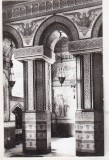 bnk cp Iasi - Biserica Trei Ierarhi - Coloanele pronaosului - uzata
