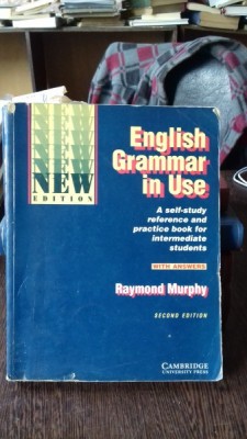 ENGLISH GRAMMAR IN USE - RAYMOND MURPHY foto