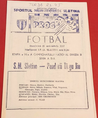 Program meci fotbal SPORTUL MUNCITORESC SLATINA-&amp;quot;PANDURII&amp;quot; TG.JIU(25.10.1987) foto
