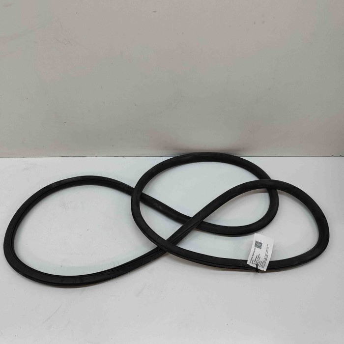 Garnitura ușă dreapta față VW CADDY IV Furgon SAA, SAH 2019 OEM: 2K5843792F