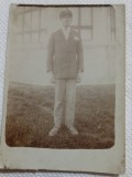 Fotografie tip Carte postala, Barbat cu sapca, perioada interbelica