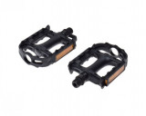 Set 2 pedale Wellgo din plastic, pentru bicicleta, filet 9/16, culoare negru PB Cod:AWR0066