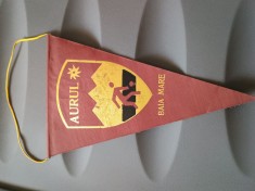 Fanion fotbal, AURUL BRAD, Romania !! De colectie !! stare foarte buna !
