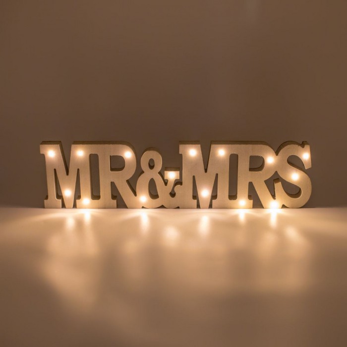 Decorațiune Suspendabilă Lemn, Mr &amp; Mrs, Lumină Caldă Albă, Bej, 48x2.2x12cm, Baterii Incluse