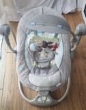 Leagăn portabil 2 &icirc;n 1 pentru bebeluși Ingenuity ConvertMe Swing 2 Seat Foarte puţin utilizat, Gri, Chipolino