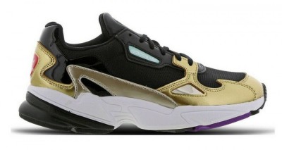 Pantofi sport Adidas Falcon culoare negru auriu ,marimea 42 foto