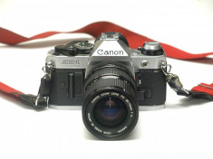 Canon AE-1 Program cu obiectiv Canon FD 35-70mm f4 foto