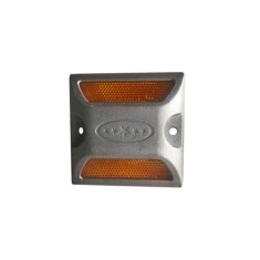 Buton reflectorizant stradal