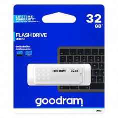 STICK MEMORIE GOODRAM UME2 32GB foto