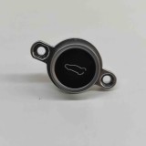 Comutator deschidere haion TESLA MODEL X 2018 OEM: 1042629-00-C | 30386591
