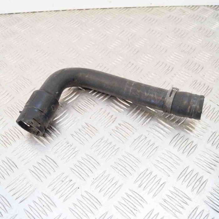 Furtun VW PASSAT Variant B5 3B6 2003 OEM: 8D0121101K