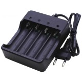 Incarcator acumulatori 18650, li-ion, 3.7v, 4 sloturi, Auto-oprire la Supraincarcare, Negru