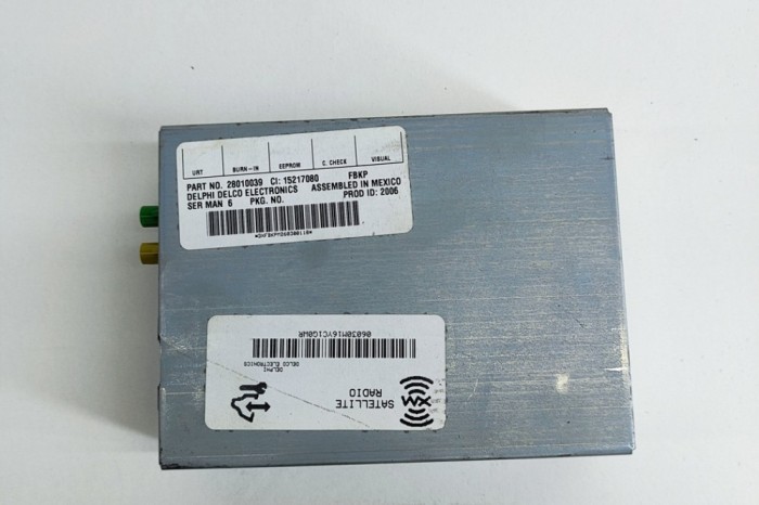 Amplificator de antena CHEVROLET CORVETTE C6 2006 OEM: 28010039,15217080 22252216