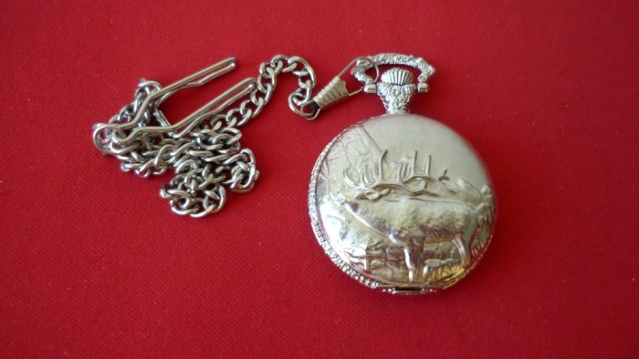 CEAS DE BUZUNAR QUARTZ NEFOLOSIT