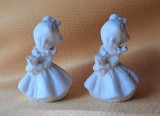 Fetita cu flori in miniatura x 2 bucati, jucarie, bibelou, ceramica